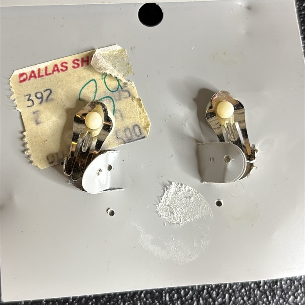 New Old Stock Vintage Gold & Rhinestone Geometric Fashion Jewelry Clip Earrings - Picture 4 of 6